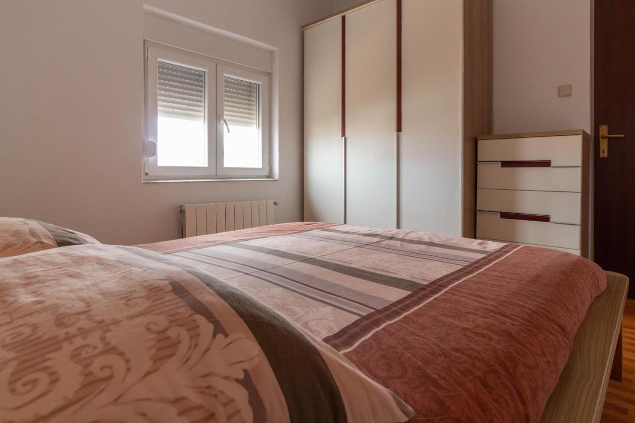 פריבלאקה Modern Apartment Sara-Near The Beach מראה חיצוני תמונה