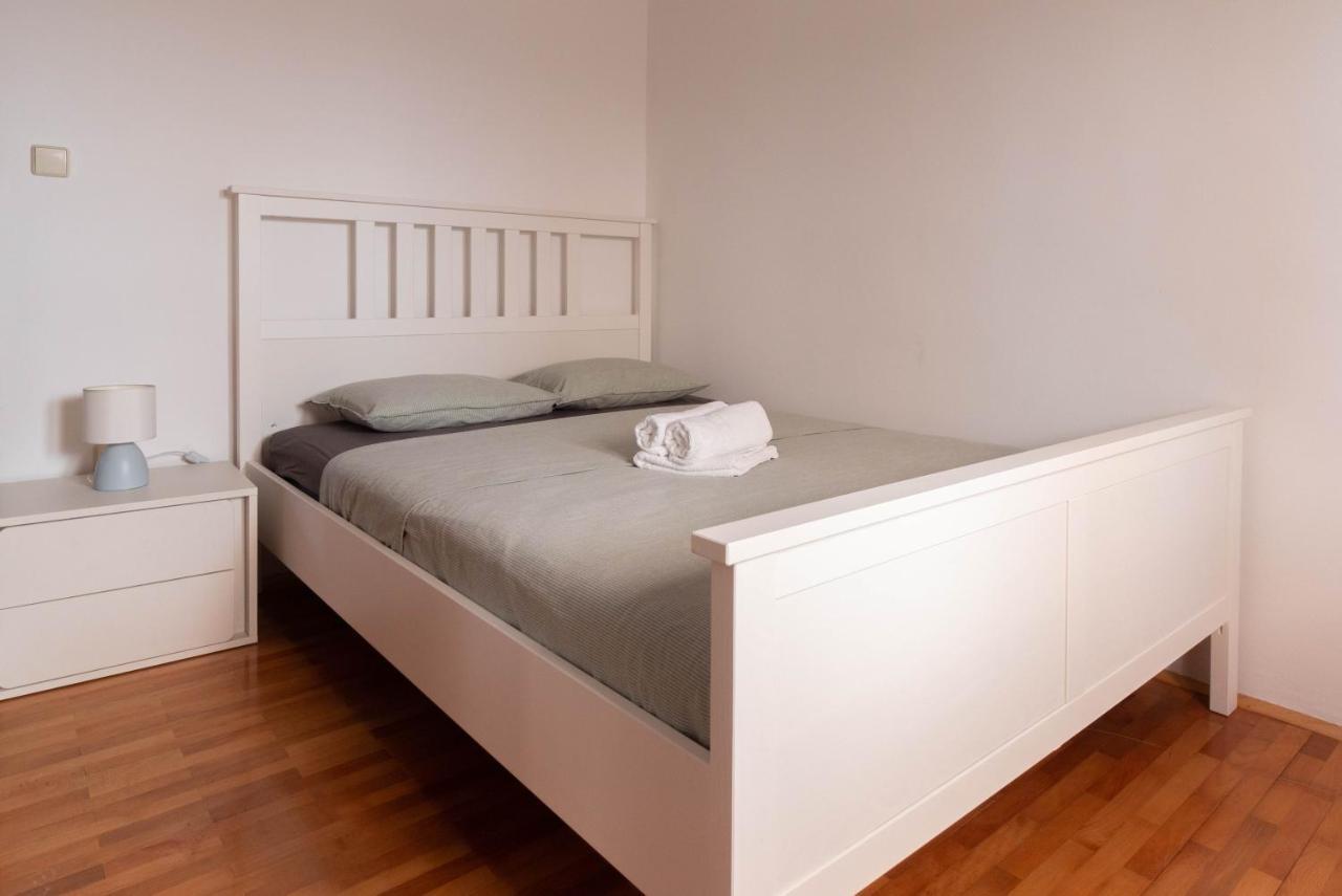 פריבלאקה Modern Apartment Sara-Near The Beach מראה חיצוני תמונה